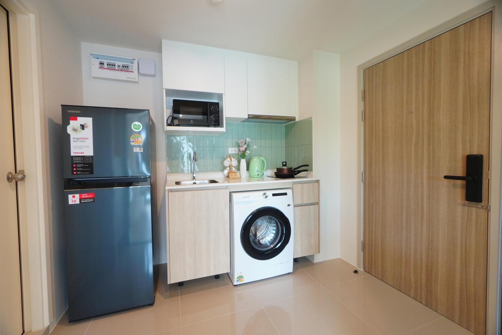 Phyll Phuket, Luxury Condominium 45 Ban Rangeng Exterior photo